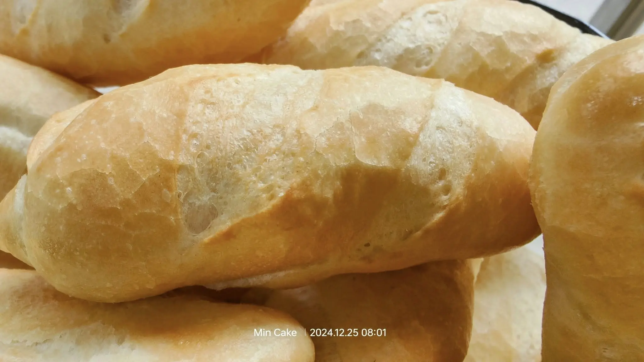 Bánh mì truyền thống handmade